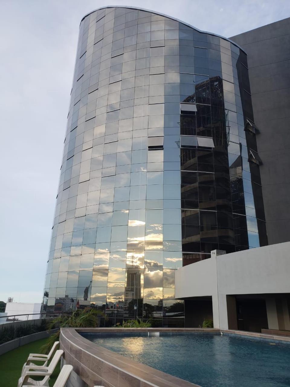 Torres Evolution Apartment Santa Cruz de La Sierra Luaran gambar